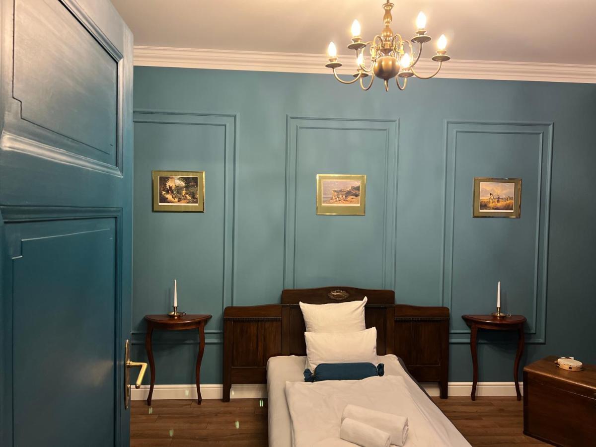 Apartament Baron ***** 옐레니아구라 외부 사진