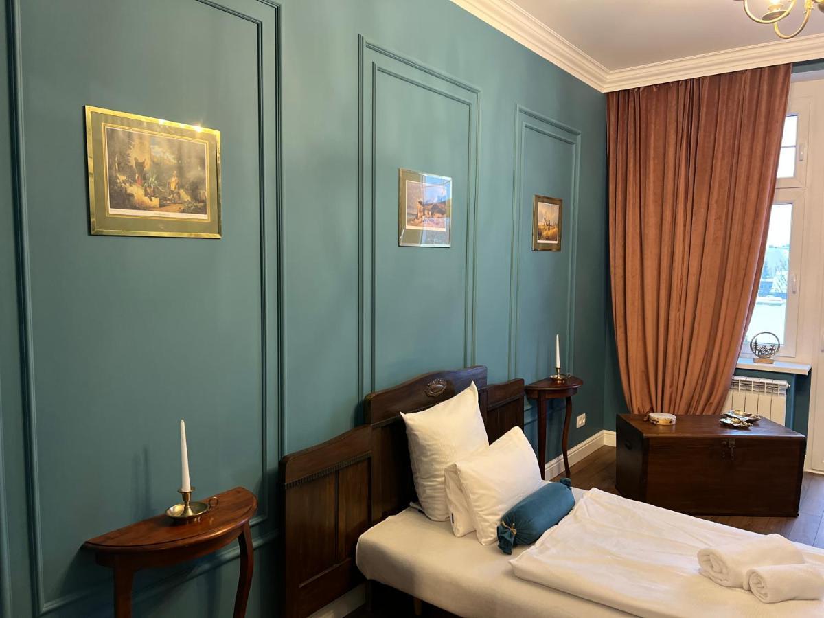 Apartament Baron ***** 옐레니아구라 외부 사진