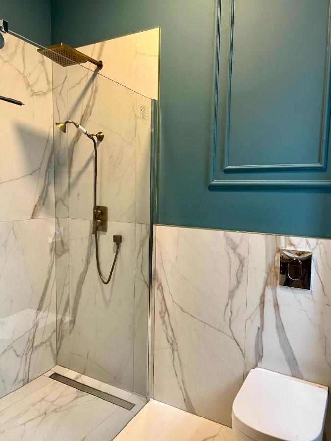 Apartament Baron ***** 옐레니아구라 외부 사진