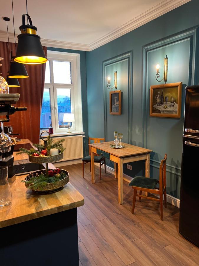 Apartament Baron ***** 옐레니아구라 외부 사진
