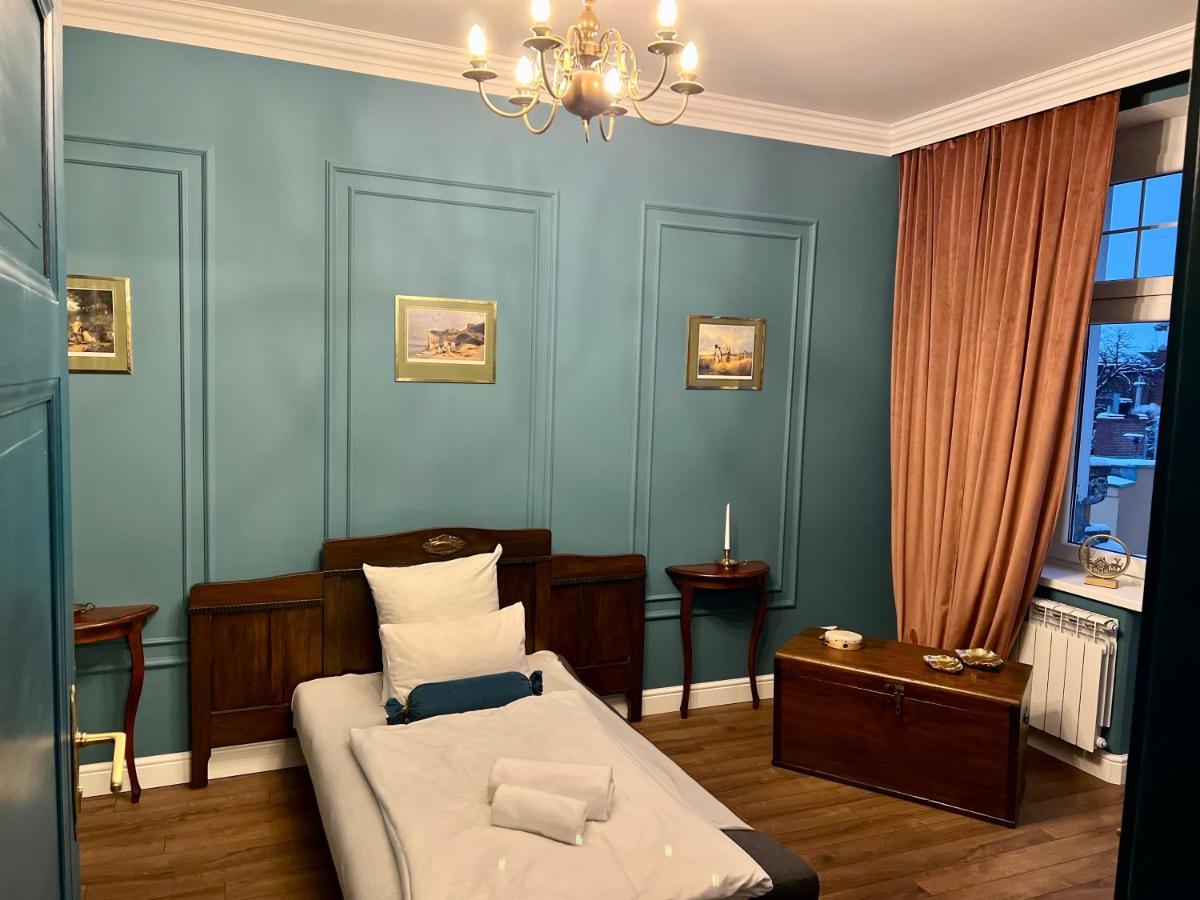 Apartament Baron ***** 옐레니아구라 외부 사진