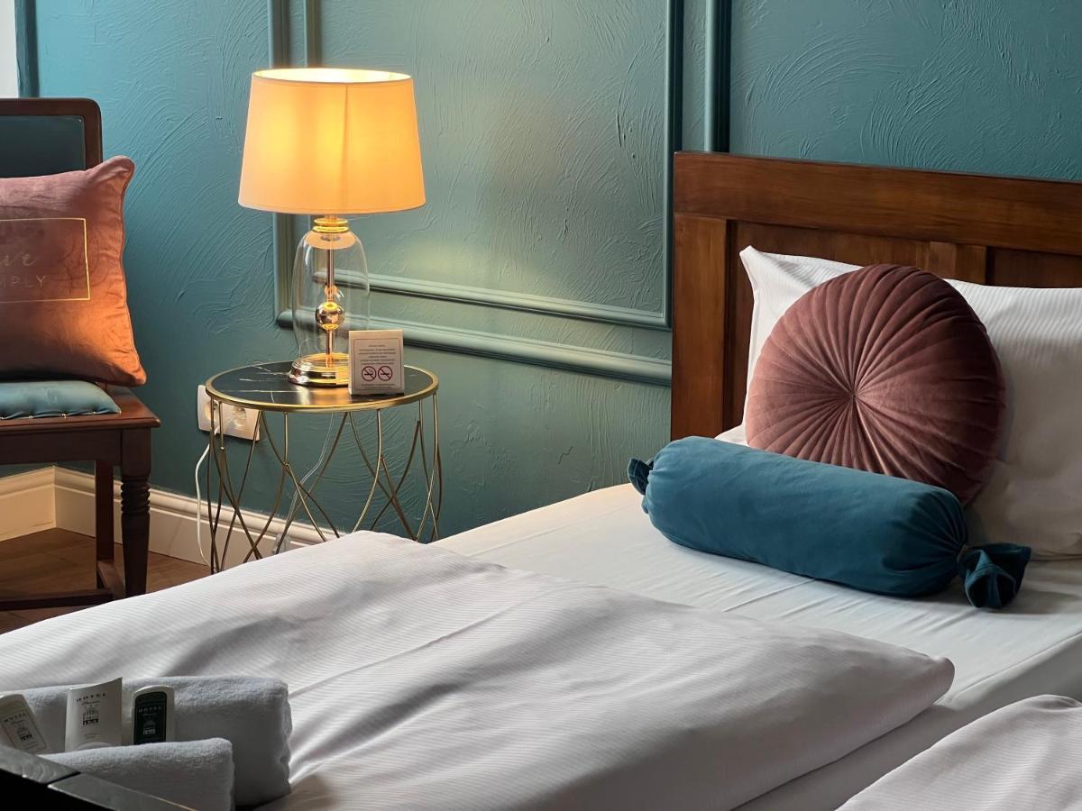 Apartament Baron ***** 옐레니아구라 외부 사진